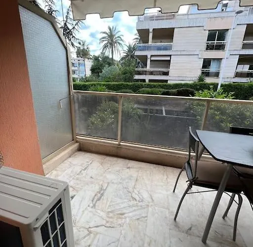 Proche Et Vieil + Parking Διαμέρισμα Αντίμπ